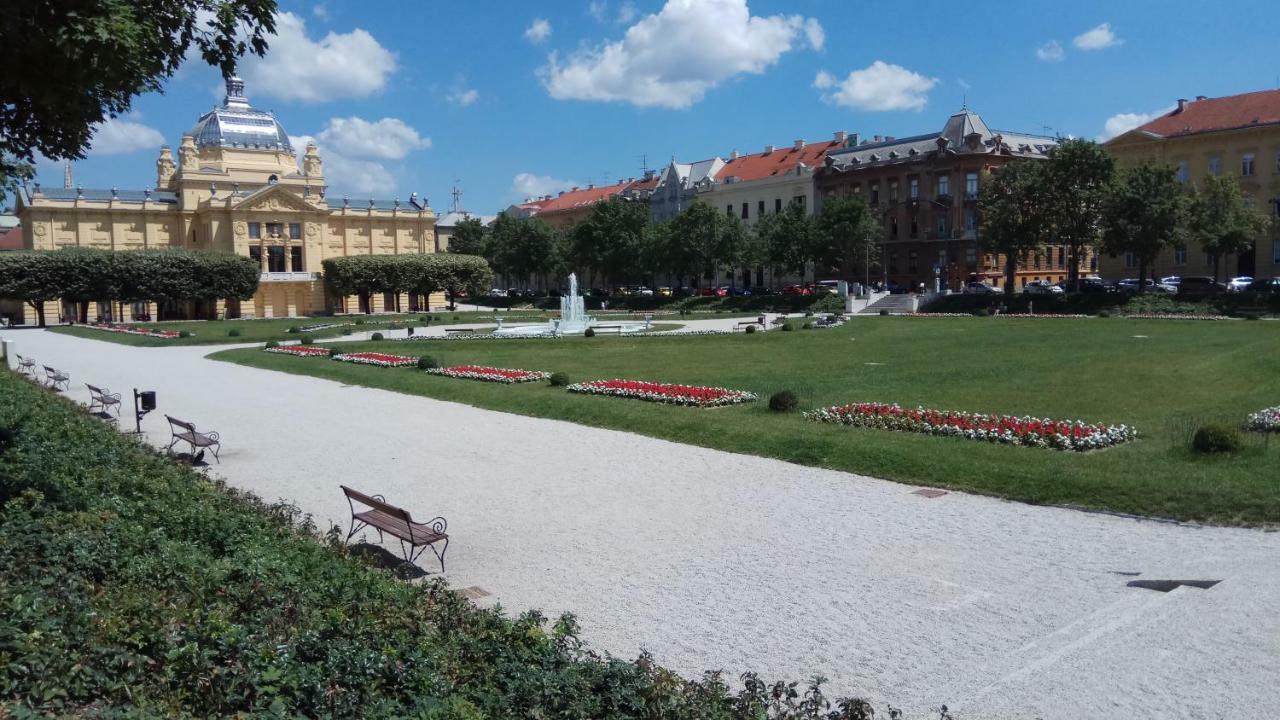 Pavisha'S Place Zagreb Exterior photo